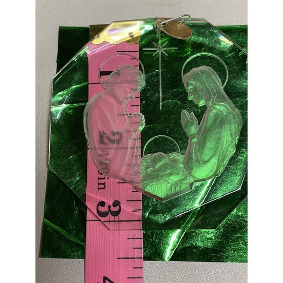 Amsun Ind. Nativity Manger Scene 1977 Acrylic Vintage Christmas Tree Ornament - Picture 4 of 5